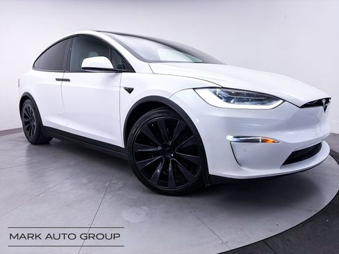 Used 2022 Tesla Model X AWD/4WD image 1