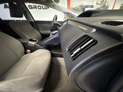 Used 2014 Toyota Prius Prime Plug-In Hybrid FWD image 21