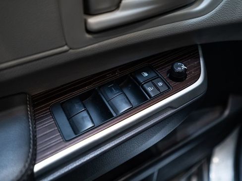 Used 2023 Toyota Sienna LE image 21