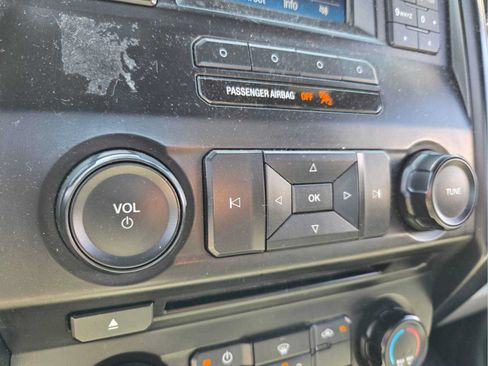 Used 2016 Ford F150 XL w/ Equipment Group 101A Mid RWD image 24