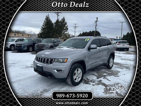 Used 2017 Jeep Grand Cherokee Laredo w/ Quick Order Package 23E image 1