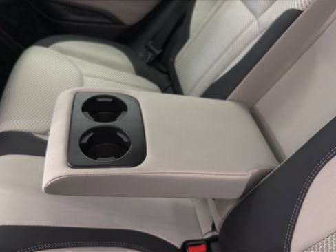 Used 2023 Subaru Forester Premium image 31