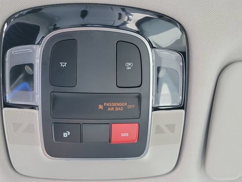 Certified 2025 Hyundai Tucson SE FWD image 20