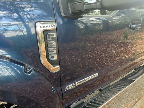 Used 2019 Ford F250 Lariat w/ Lariat Value Package image 18