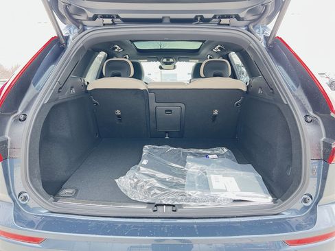 New 2026 Volvo XC60 B5 Plus w/ Climate Package AWD/4WD image 26