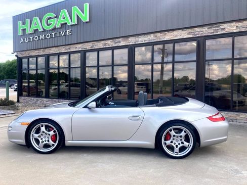 Used 2006 Porsche 911 Carrera S RWD image 2