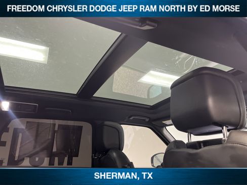 Used 2018 Land Rover Range Rover Sport HSE image 11