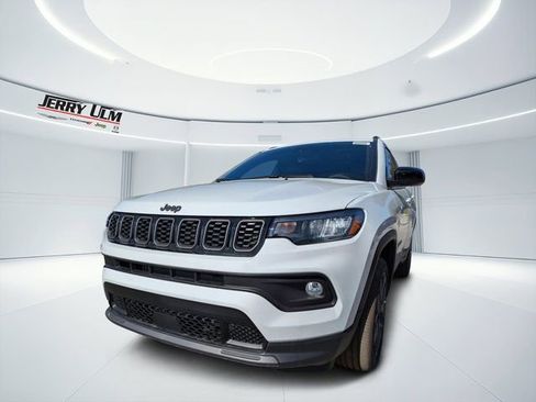 New 2026 Jeep Compass Latitude w/ Sun and Sound Group AWD/4WD image 6