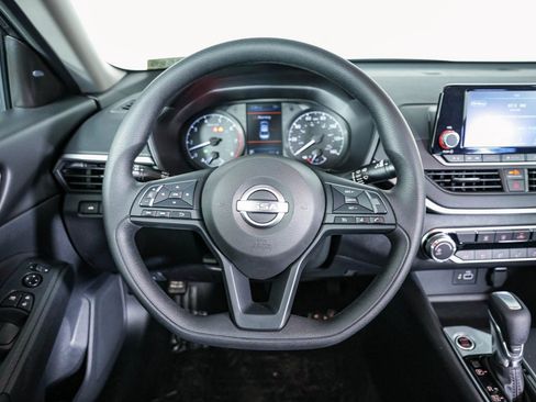 New 2025 Nissan Altima 2.5 S image 17