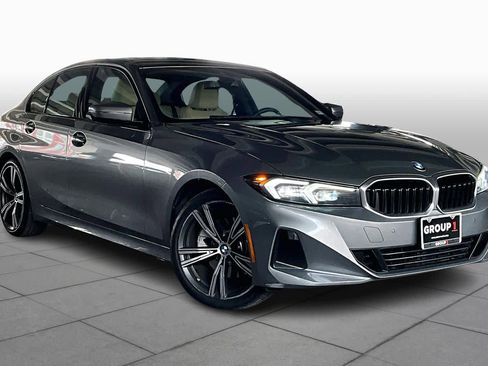 Used 2023 BMW 330i 330i w/ Premium Package image 3