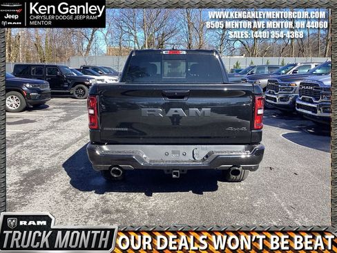 New 2026 RAM 1500 4x4 Crew Cab image 7