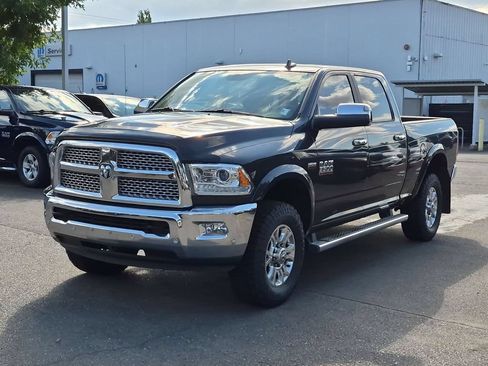 Used 2017 RAM 3500 Laramie AWD/4WD image 3