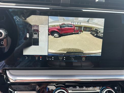 Used 2024 GMC Sierra 2500 Denali Ultimate w/ Max Trailering Package AWD/4WD image 39