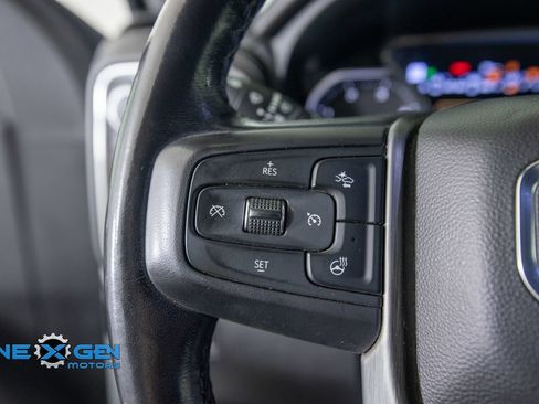 Used 2022 GMC Sierra 3500 Denali w/ Technology Package AWD/4WD image 14