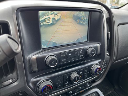 Used 2018 Chevrolet Silverado 1500 LTZ Z71 w/ Redline Edition image 22