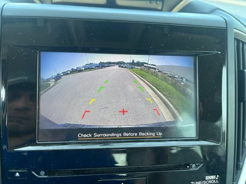 Used 2020 Subaru Forester Premium AWD/4WD image 9