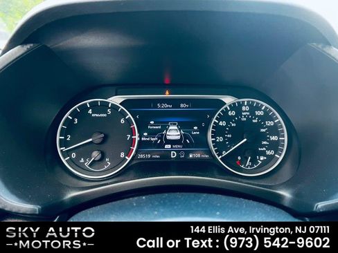 Used 2024 Nissan Sentra SV FWD image 18