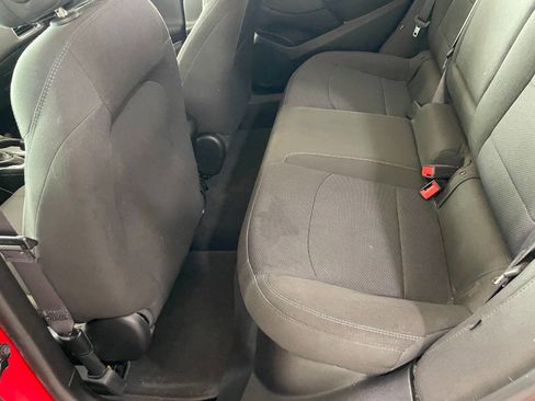 Used 2017 Chevrolet Cruze LT w/ Convenience Package image 21