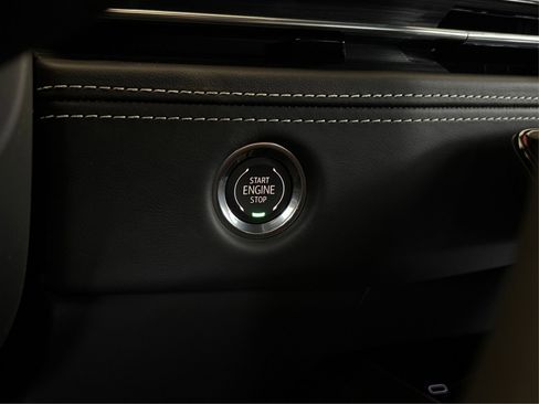 New 2026 Cadillac Escalade Platinum Sport w/ LPO, ONYX Package image 28