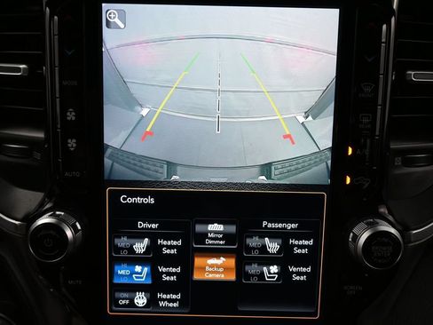 Used 2021 RAM 1500 Laramie RWD image 13