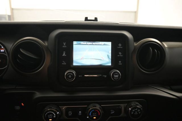 Used 2018 Jeep Wrangler Unlimited Sport S AWD/4WD image 18