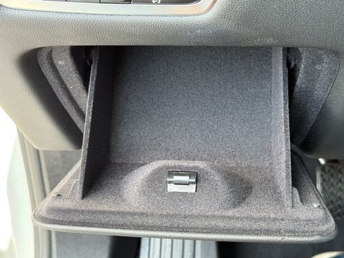 Used 2023 BMW X5 xDrive45e w/ Luxury Seating Package image 14