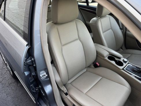 Used 2013 Mercedes-Benz C 300 4MATIC Sedan image 23