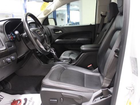 Used 2022 GMC Canyon AT4 w/ Trailering Package AWD/4WD image 18