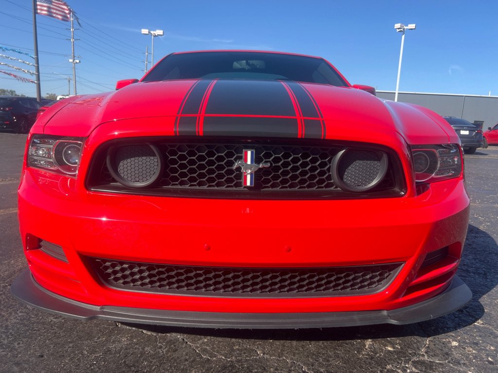 Used 2013 Ford Mustang Boss 302 w/ Boss 302 Accessory Pkg RWD image 3