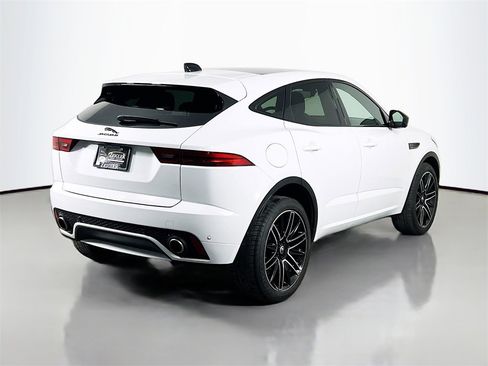 Certified 2024 Jaguar E-PACE R-Dynamic SE image 5