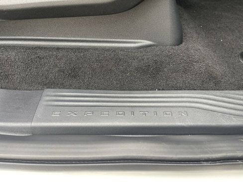 New 2025 Ford Expedition Max Platinum w/ Stealth Performance Package image 45