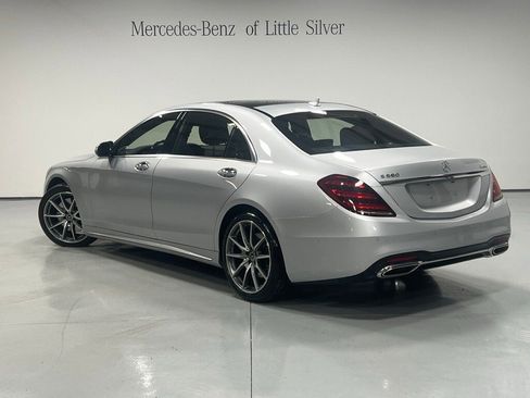 Used 2018 Mercedes-Benz S 560 4MATIC Sedan image 3