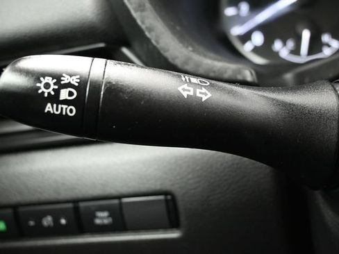 Used 2024 Nissan Sentra S FWD image 24