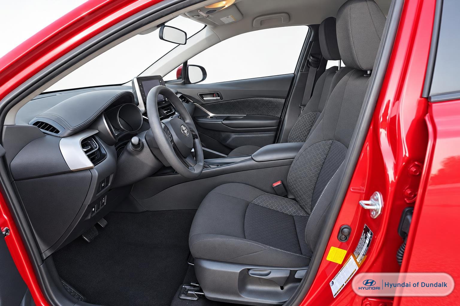 Used 2020 Toyota C-HR LE FWD image 7