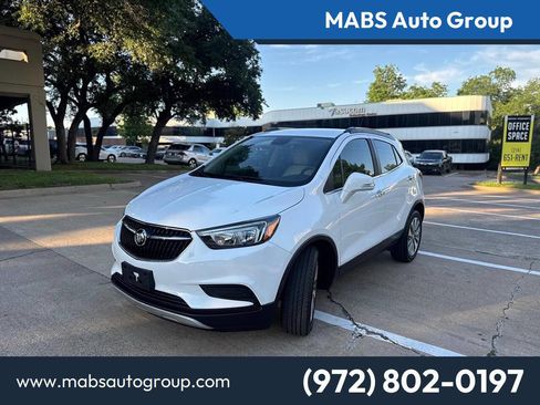 Used 2019 Buick Encore Preferred FWD image 1