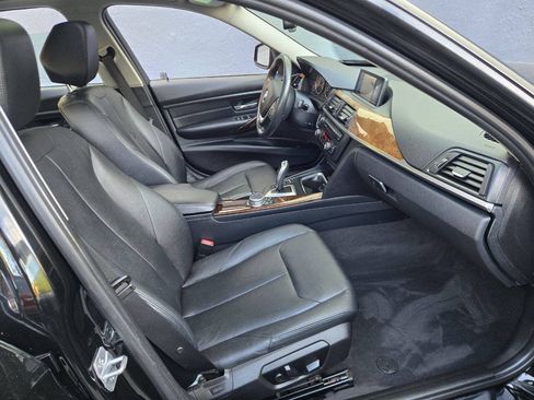 Used 2014 BMW 328i xDrive Sedan AWD/4WD image 11