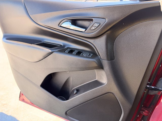 Used 2024 Chevrolet Equinox LT FWD image 11