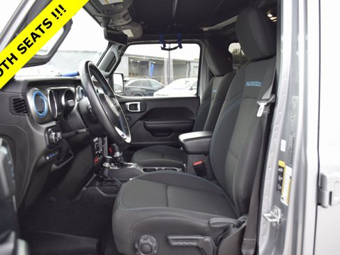 Used 2021 Jeep Wrangler Unlimited Rubicon 4xe image 3