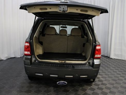 Used 2010 Ford Escape Limited image 7