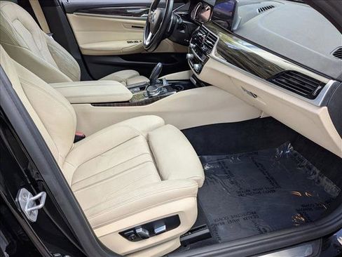 Used 2017 BMW 530i 530i image 23