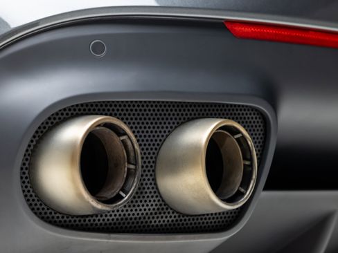 Certified 2015 Ferrari F12 Berlinetta image 43