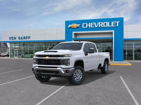 New 2025 Chevrolet Silverado 3500 LT AWD/4WD image 10