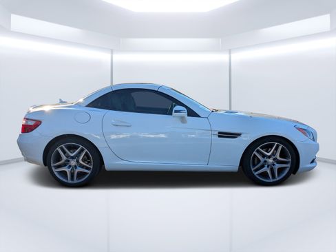 Certified 2016 Mercedes-Benz SLK 300 SLK 300 image 5