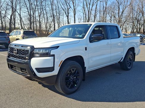 New 2026 Nissan Frontier SV w/ SV Convenience Package image 2