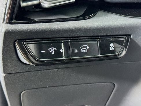 New 2025 Kia Niro Wind w/ Wind Preserve Package image 10