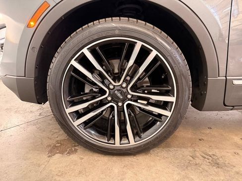 Used 2017 Lincoln MKC Reserve AWD/4WD image 16