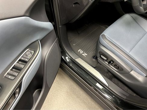 New 2026 Lexus RZ 450e AWD image 8