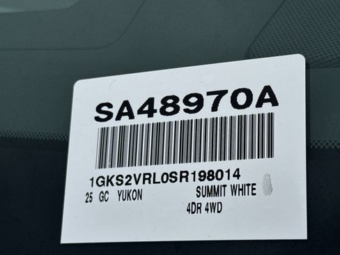 Used 2025 GMC Yukon AT4 Ultimate AWD/4WD image 45