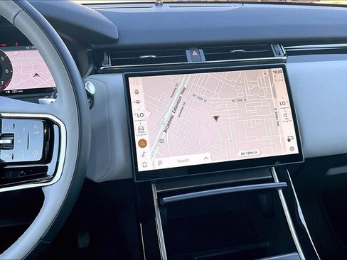 Certified 2026 Land Rover Range Rover Velar S AWD/4WD image 6