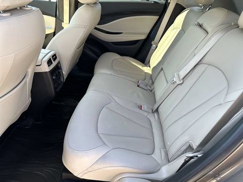 Certified 2019 Buick Envision Essence AWD/4WD image 27